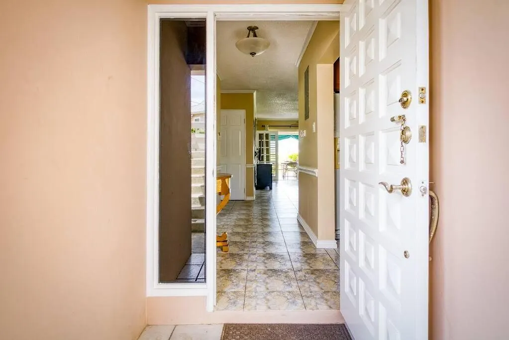 Two Bedroom Seafront Suite - Quiet & Relaxing Montego Bay 0*,
